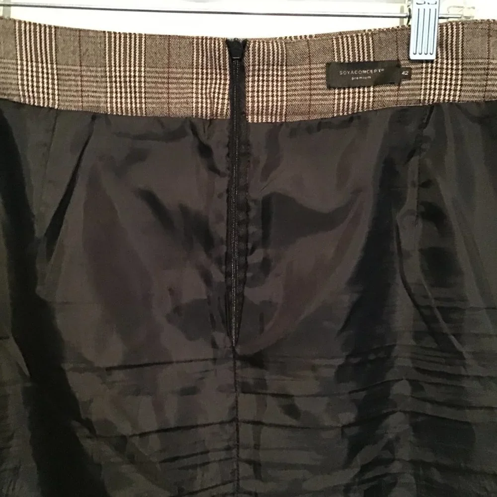 SOYA Concepts Brown Plaid Skirt - Picture 7 of 9